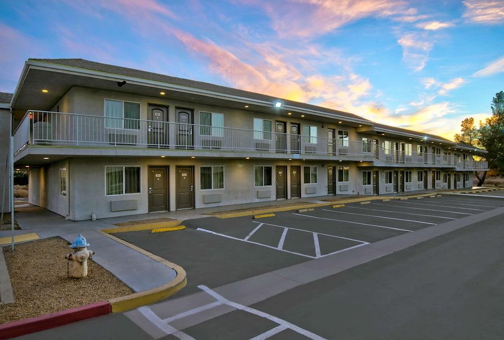 Motel 6 Victorville Esterno foto