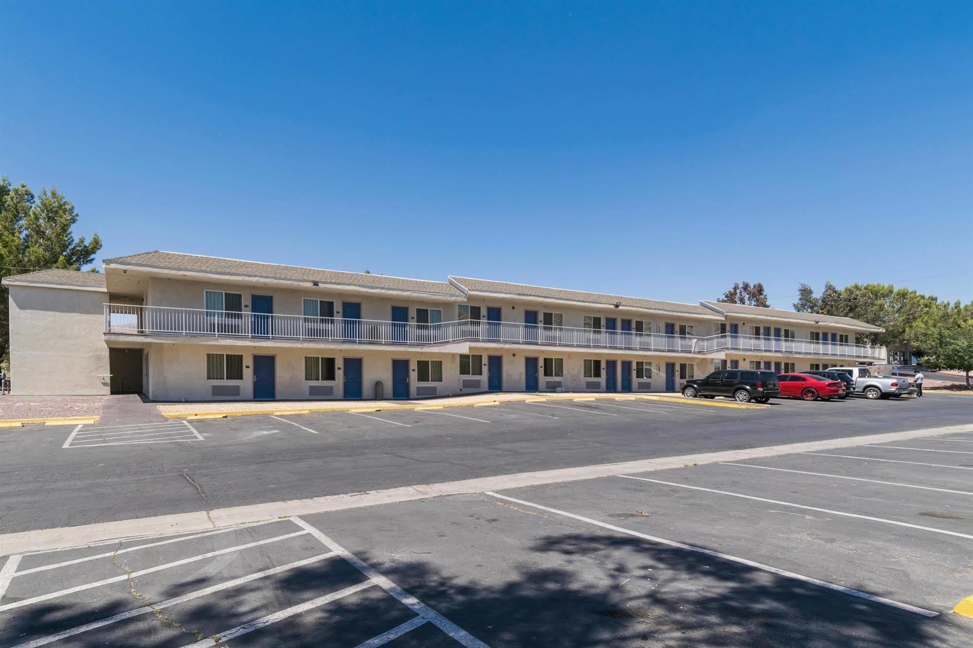 Motel 6 Victorville Esterno foto