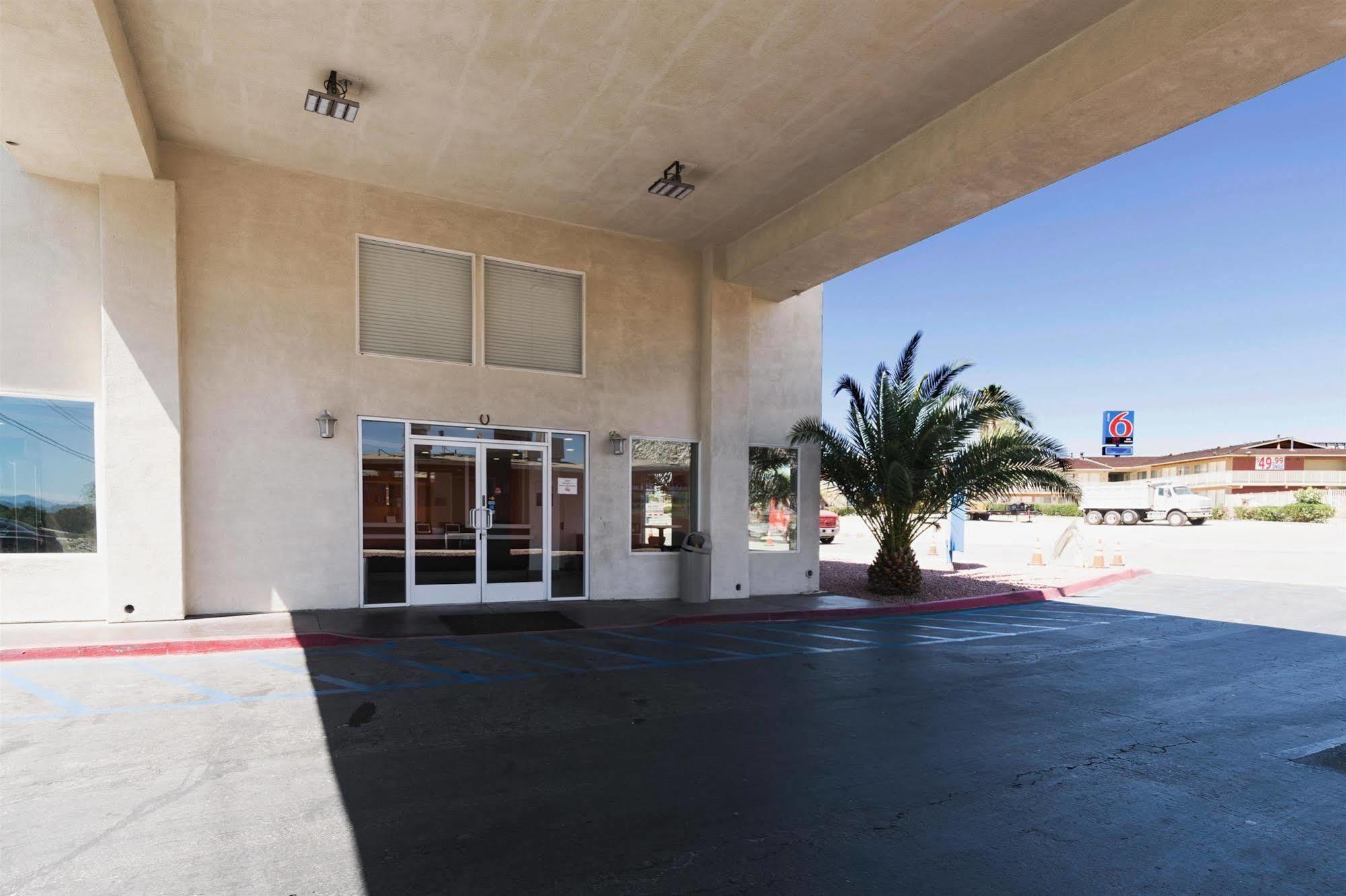 Motel 6 Victorville Esterno foto