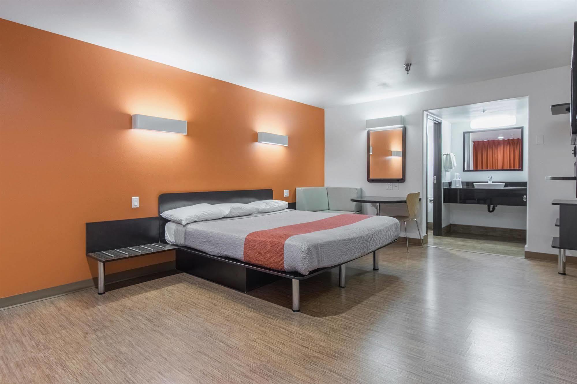 Motel 6 Victorville Esterno foto