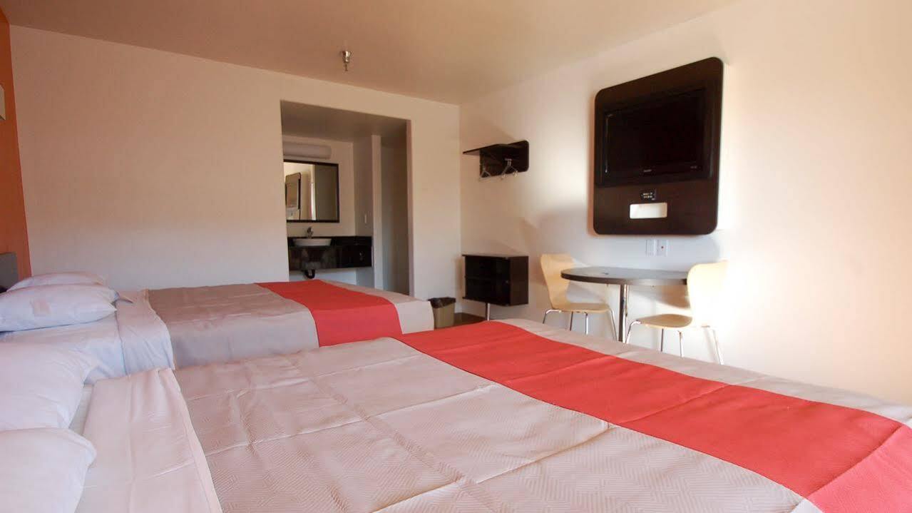 Motel 6 Victorville Esterno foto